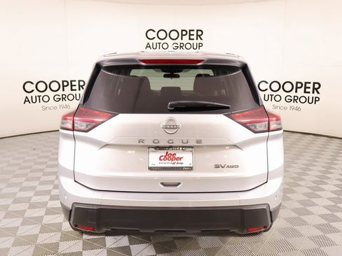 Used 2024 Nissan Rogue SV image 20