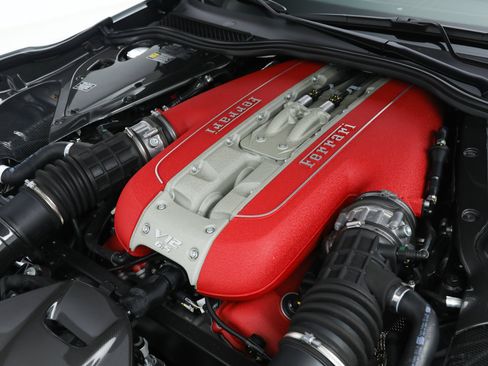 Certified 2023 Ferrari 812 GTS RWD image 36