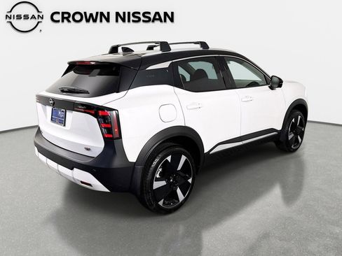 New 2026 Nissan Kicks SR FWD image 5
