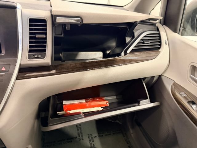 Used 2017 Toyota Sienna XLE w/ XLE Navigation Package FWD image 26