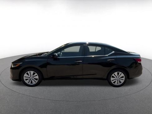 Used 2025 Nissan Sentra S FWD image 8