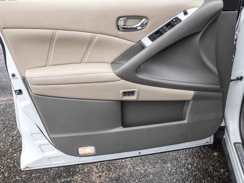 Used 2011 Nissan Murano SL image 27