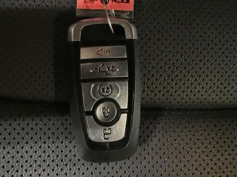 Used 2024 Ford F350 Lariat w/ Chrome Package AWD/4WD image 22