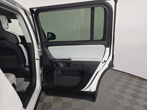 Used 2024 Rivian R1S Adventure AWD/4WD image 19