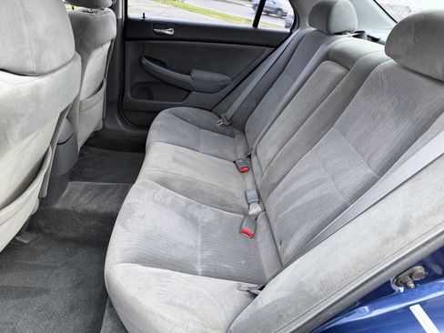 Used 2005 Honda Accord LX image 27