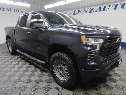 Used 2022 Chevrolet Silverado 1500 RST w/ Protection Package AWD/4WD image 4
