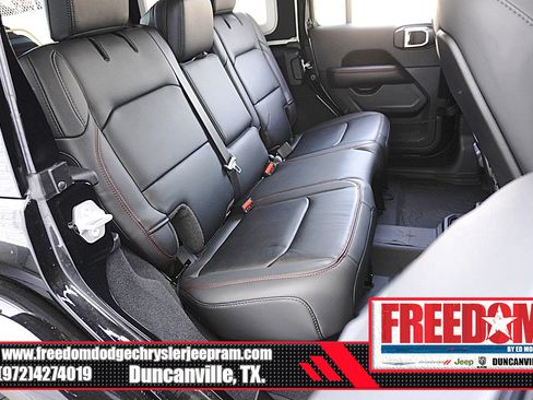 Certified 2026 Jeep Wrangler Unlimited Rubicon AWD/4WD image 16