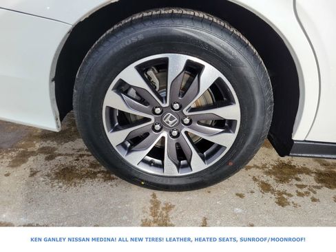 Used 2023 Honda Odyssey EX-L image 21