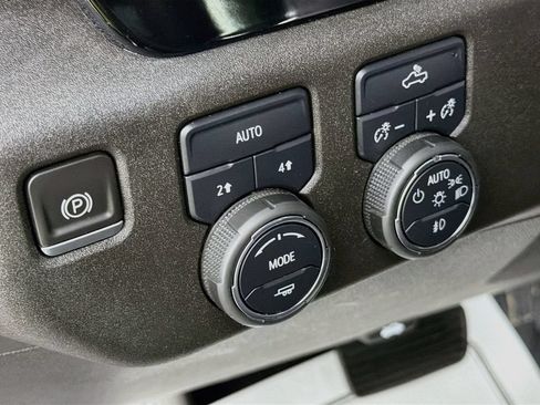 Used 2023 Chevrolet Silverado 1500 RST w/ Max Trailering Package AWD/4WD image 10