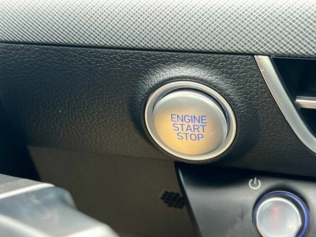 Used 2025 Hyundai Sonata SEL FWD image 25