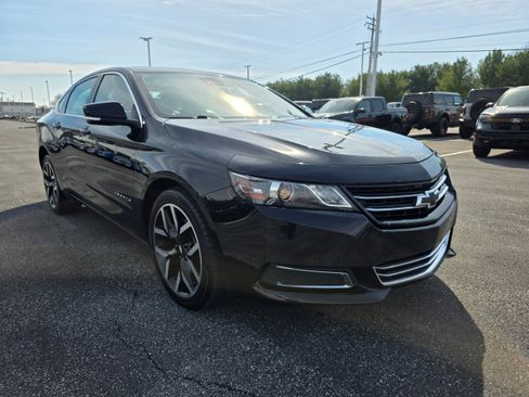 Used 2017 Chevrolet Impala LT image 7
