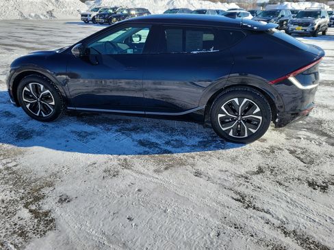 Used 2022 Kia EV6 Wind w/ Wind Technology Package image 8