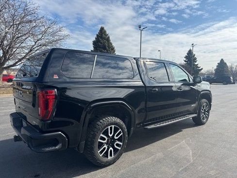 Used 2024 GMC Sierra 1500 AT4 w/ Technology Package AWD/4WD image 4