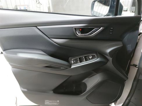 Used 2023 Subaru Ascent Limited image 28