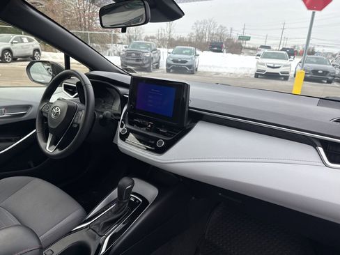 Used 2024 Toyota Corolla SE image 14