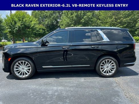 Used 2022 Cadillac Escalade Premium Luxury w/ Performance Package AWD/4WD image 13