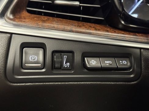 Used 2021 Cadillac XT5 Sportv image 31