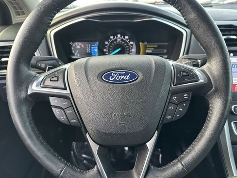 Used 2019 Ford Fusion SEL image 41