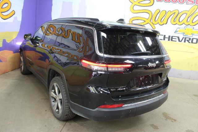 Used 2021 Jeep Grand Cherokee L Limited w/ Luxury Tech Group II AWD/4WD image 6
