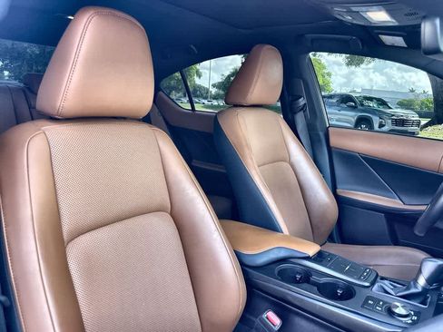 Used 2024 Lexus IS 300 w/ Comfort Package RWD image 27