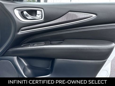Certified 2019 INFINITI QX60 Luxe w/ Essential Package image 39