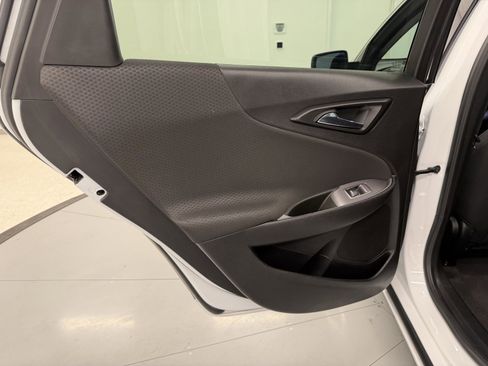 Used 2020 Chevrolet Malibu LS image 34