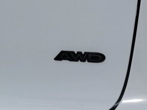 Used 2024 Chrysler Pacifica Touring-L w/ S Appearance Package image 14