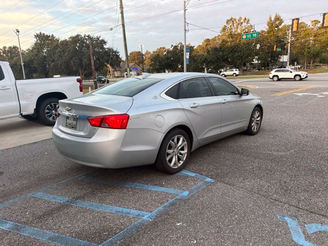 Used 2016 Chevrolet Impala LT FWD image 5