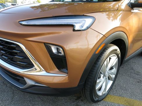 Used 2024 Buick Encore GX Preferred image 36