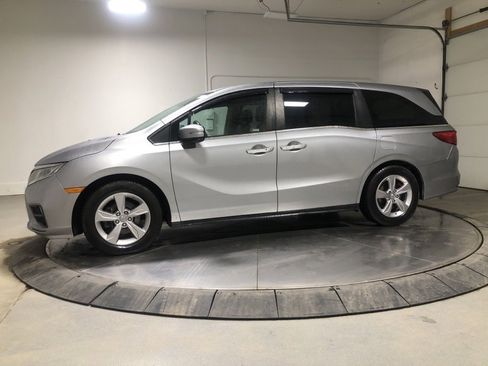 Used 2019 Honda Odyssey EX image 4