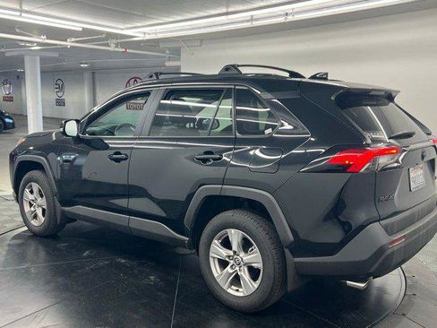 Certified 2025 Toyota RAV4 XLE w/ Convenience Package FWD image 3