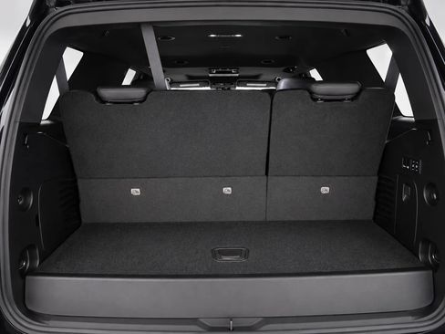 Used 2019 Cadillac Escalade Platinum AWD/4WD image 19