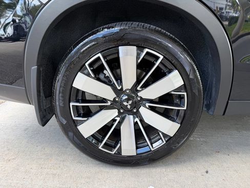 Used 2025 Mitsubishi Outlander SE FWD image 20