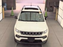 Used 2025 Jeep Compass Latitude w/ Sun & Sound Group AWD/4WD image 23