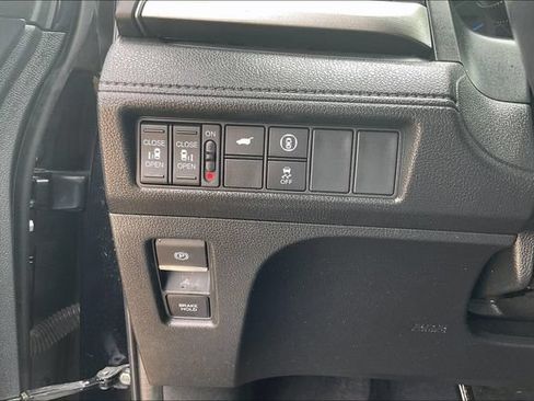 Used 2022 Honda Odyssey EX-L image 16