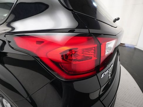 Used 2019 Ford Escape S image 29