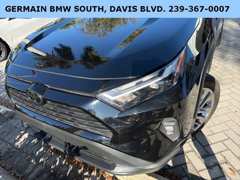 Used 2023 Toyota RAV4 XLE Premium image 2