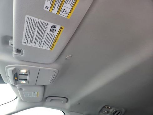 New 2026 Ford Explorer Active RWD image 25