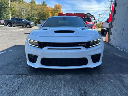 Used 2022 Dodge Charger SRT Hellcat w/ Harman/Kardon Audio Group RWD image 3