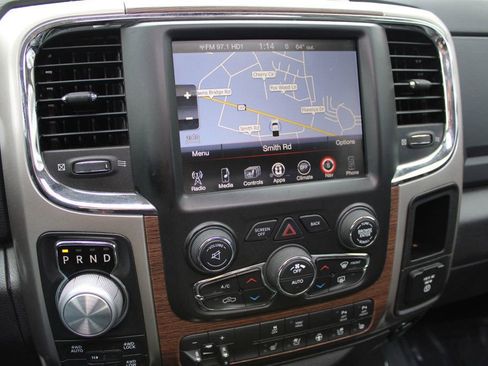 Used 2017 RAM 1500 Laramie w/ Convenience Group AWD/4WD image 15