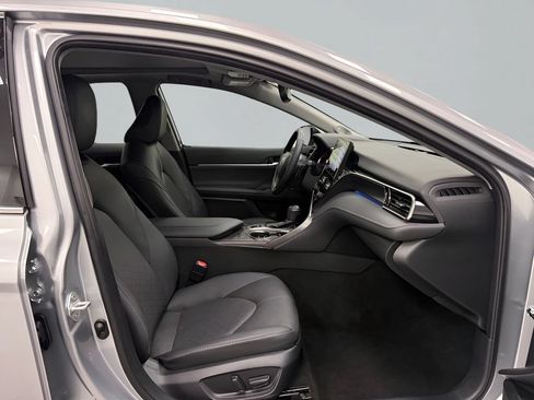 Used 2023 Toyota Camry XSE w/ Navigation Package FWD image 13