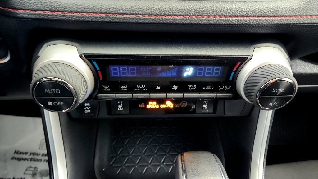 Certified 2025 Toyota RAV4 SE w/ Weather & Moonroof Package AWD/4WD image 31