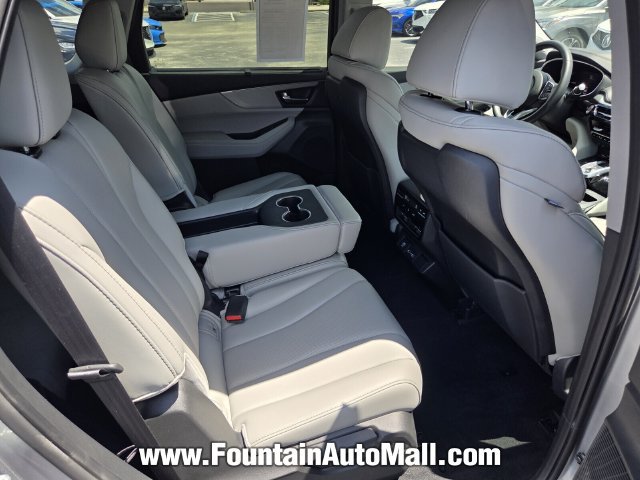 Certified 2024 Acura MDX w/ Technology Package FWD image 15