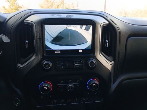 Used 2023 Chevrolet Silverado 2500 LT w/ Convenience Package image 24