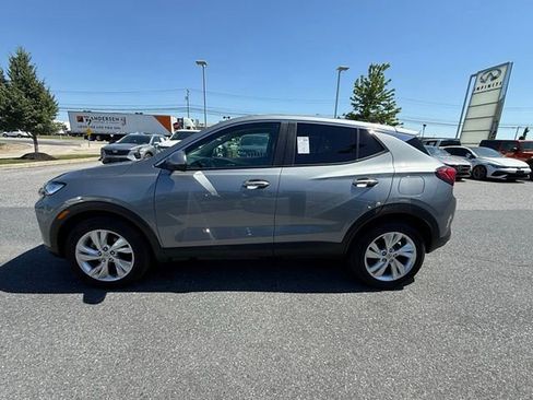 Used 2024 Buick Encore GX Preferred AWD/4WD image 7