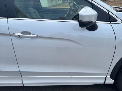 Used 2024 Mitsubishi Eclipse Cross SEL image 9