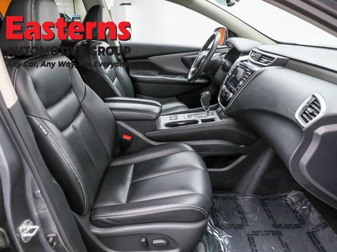 Used 2023 Nissan Murano SV image 23