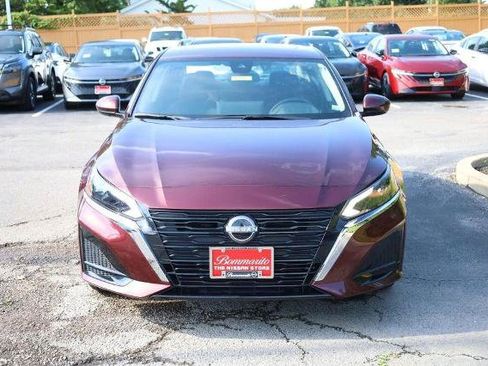 Certified 2025 Nissan Altima 2.5 SV w/ SV Premium Package AWD/4WD image 4