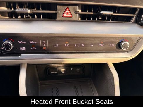 Used 2025 Kia Sportage EX image 26