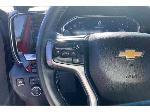 Used 2025 Chevrolet Silverado 1500 High Country w/ Technology Package AWD/4WD image 17